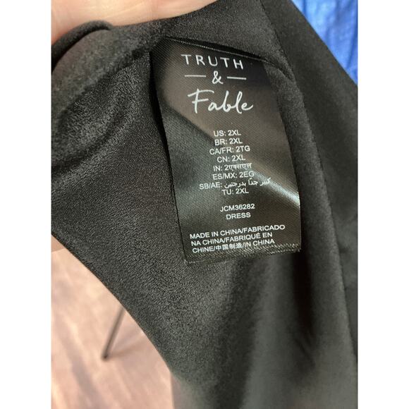 NWT, Truth & Fabel, Sz. 2XL, Black & Purple Illusion Neckline, Floral Maxi Dress - Picture 5 of 7